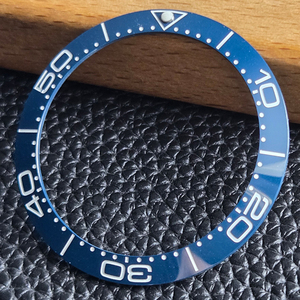 Pieza de reloj de alta calidad, bisel de cerámica con números plateados de 38mm para accesorios de repuesto <span class=keywords><strong>GMT</strong></span> de 40mm - Product Image 2