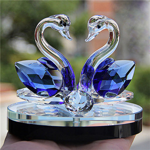 Honor of Crystal Wedding Gifts Colors Crystal Swan Crafts Handmade Glass Animal Figurines Miniature Home Decor Gifts