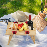 Vente en gros multifonctionnelle pliable pliable en plein air camping court portable nourriture bambou pique-nique table à vin