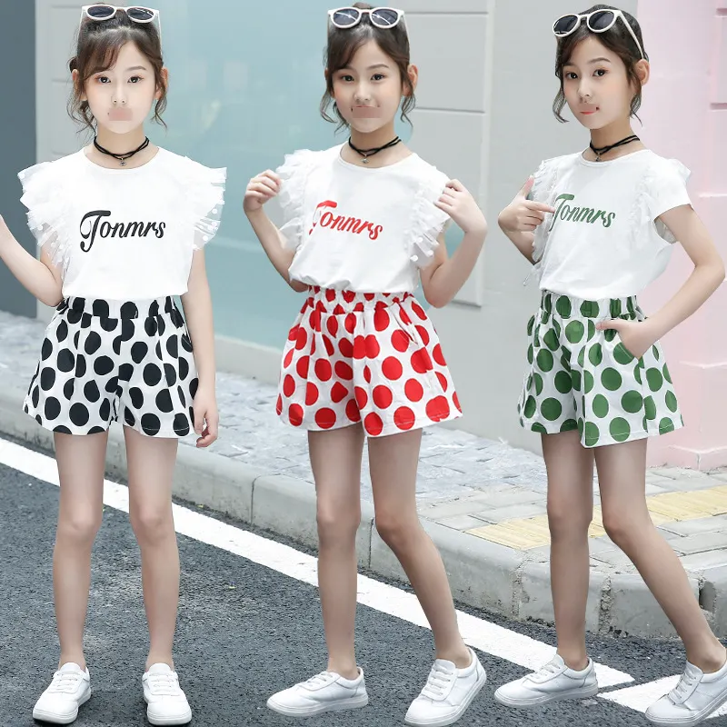 2023 nouveau style été costume filles enfant mode version lettre imprimé à manches courtes t-shirt à pois shorts deux pièces ensembles