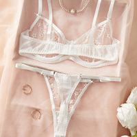 Ensemble de lingerie en dentelle brodée marguerite blanche pour femme, soutien-gorge à armatures et culotte taille haute, sous-vêtements de mode, vente en gros
