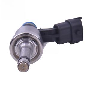 Vanne de pulvérisation professionnelle A-udi A3 A4 A6L TT V-W Go-lf Rabbit <span class=keywords><strong>Seat</strong></span> <span class=keywords><strong>Leon</strong></span> 2.0T <span class=keywords><strong>Injecteur</strong></span> 06F906036A Buse 0261500020 Vanne d'injection - Product Image 3