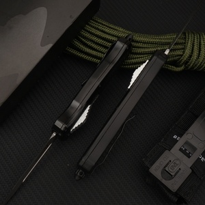 Cuchillo plegable BM3300 de acero inoxidable personalizado, mini EDC, seguro, con hoja D2, para camping, senderismo y viajes, ergonómico, en venta. - Product Image 5