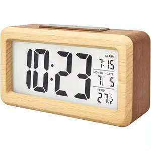 ساعة رقمية متعددة الوظائف رفيعة للغاية شاشة لعرض درجة الحرارة والرطوبة ساعة حائط خشبية صغيرة من خشب البامبو ساعة رقمية صغيرة