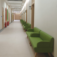 Fauteuil d'allaitement pliable et rembourré en tissu pour chambre de bébé d'hôpital moderne, idéal pour la grossesse, la maternité et l'allaitement