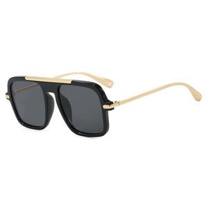 Lunettes de soleil carrées pour femmes de style européen et américain, protection UV400, nouvelle collection 2025, lunettes de conduite, tendance des célébrités d'Internet - Product Image 5