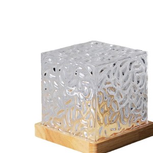 Lámpara de Proyección Dinámica Romántica con Efecto de Ondas de Agua, Aurora y Cielo Estrellado, Cuerpo de Aluminio, Diseño Simple para Uso en la Mesita de Noche del Dormitorio - Product Image 5