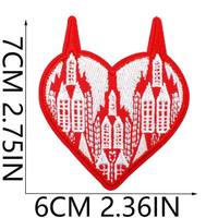 Patchs brodés thermocollants à motif de dessin animé mignon et joyeux, thème Mardi Gras rouge, pour la décoration DIY