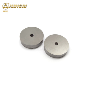 แม่พิมพ์เม็ดคาร์ไบด์แบบกำหนดเอง ทนทานต่อการสึกหรอสูง เกรด YG20 ขึ้นรูปทรงกระบอก ตัดสองด้าน แรงดัดสูง TRS>3000 <span class=keywords><strong>N</strong></span>/<span class=keywords><strong>mm3</strong></span> ผลิตตามแบบ OEM - Product Image 3