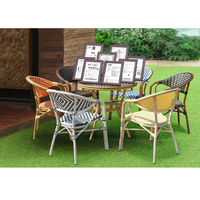 Chaises empilables en rotin pour restaurant extérieur, style bistrot parisien, table et chaises de bistrot en rotin de style français pour l'extérieur