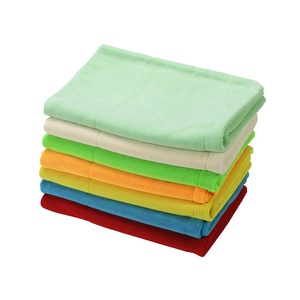 La textura suave y afelpada evita arañazos durante las tareas de pulido y abrillantado. Lavable a máquina y reutilizable para uso a largo plazo. - Product Image 5