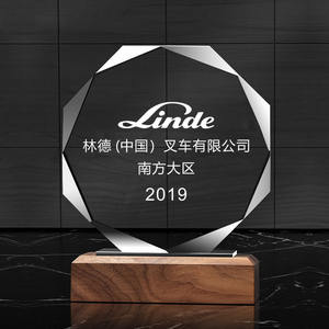 Grade <span class=keywords><strong>2022</strong></span> — tringle en cristal en bois massif, prix <span class=keywords><strong>de</strong></span> compétition créative, haut <span class=keywords><strong>de</strong></span> gamme, nouveau Design, personnalisation rapide - Product Image 2