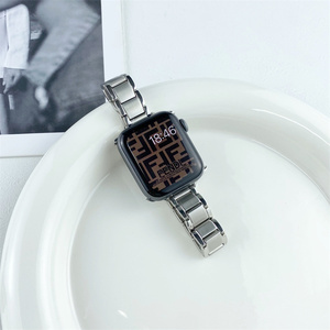 Correa de metal delgada para Apple Watch Ultra 49mm correa de acero inoxidable de lujo para <span class=keywords><strong>IWatch</strong></span> Series <span class=keywords><strong>8</strong></span> 7 <span class=keywords><strong>41</strong></span> 45mm 6 5 4 SE 38 40mm pulsera - Product Image 5