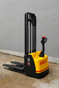 รถยกไฟฟ้า CDD10-060 1 ตัน 6 เมตร ปรับความกว้างงาได้ - Product Image 5