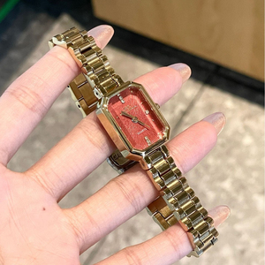Montre à quartz carrée minimaliste pour femme, élégante et tendance, avec bracelet en acier inoxydable - Product Image 4