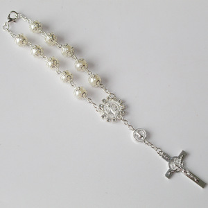 สร้อยข้อมือลูกประคำศาสนาขายดี ประดับมุกแก้ว พร้อมจี้กางเขนสำหรับล้างรถ เหมาะสำหรับเป็นของขวัญ - Product Image 3