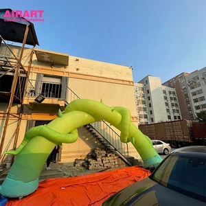 Arco Inflable Decorativo con Diseño de Plantas Verdes - Product Image 3
