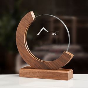 IStapromo Cadeaux Trophée Rond en Bois Personnalisé, Récompense Dorée de Haute Qualité, Coupe en Cristal, Trophée en Bois - Product Image 4