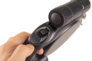 حبل جر للكلاب قابل للسحب تلقائيًا مع إضاءة LED - حبل جر عاكس من البولي يوريثان مع كيس نفايات لتدريب الحيوانات الأليفة والمشي - Product Image 4