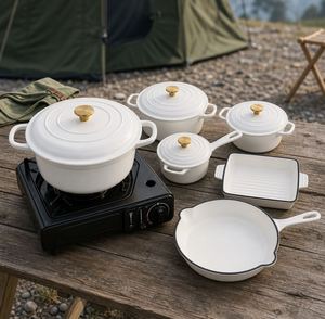 Ensemble de casseroles et poêles en fonte émaillée compatible avec tous les types de cuisinières, pour une variété de situations culinaires à la maison - Product Image 2