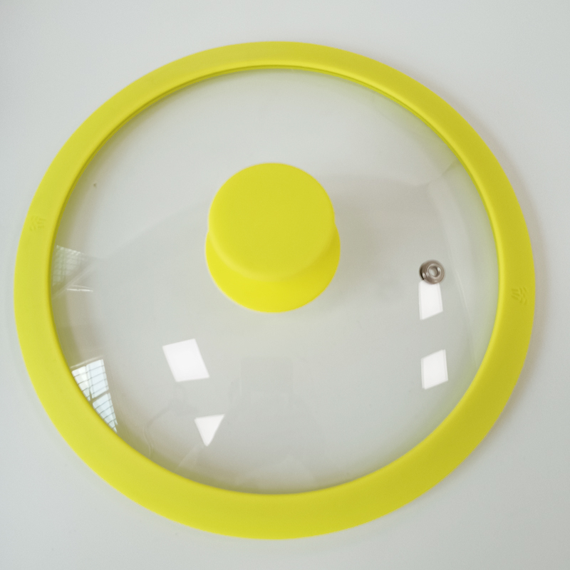 Yellow silicone rim glass lid