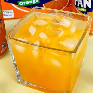 Lot de 12 boissons gazeuses à l'<span class=keywords><strong>orange</strong></span> de 330 ml, boissons en gros pour supermarchés, fêtes et accompagnements de restauration rapide - Product Image 4