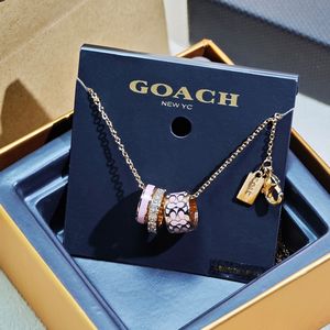 Alta calidad Chapado en cobre oro rosa exquisita joyería de alta gama delicado colgante lujoso collar redondo de moda para mujer - Product Image 1