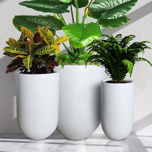 Vaisseaux à fleurs en PRF de très grande taille et durables de qualité commerciale pour les patios de jardin à la maison et la décoration d'événements - Product Image 4