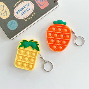 Jouet sensoriel <span class=keywords><strong>Pop</strong></span> Simple <span class=keywords><strong>Mini</strong></span> Push <span class=keywords><strong>Pop</strong></span> Bubble Fidget Toys, jouet anti-stress portable en caoutchouc pour enfants, <span class=keywords><strong>porte</strong></span>-clés - Product Image 2