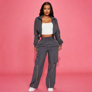 Nouvel ensemble décontracté printemps deux pièces avec veste courte, cardigan et pantalon cargo à jambe droite pour <span class=keywords><strong>femme</strong></span> - Product Image 4