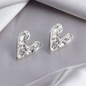 ต่างหูรูปหัวใจทุบต่างหูสตั๊ดโลหะรูปพังค์สำหรับเด็กผู้หญิง - Product Image 3