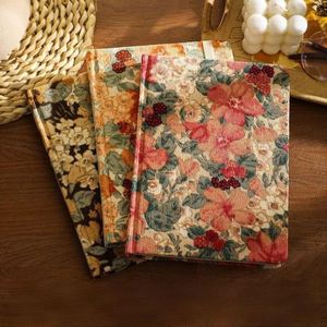 Agenda Artística A5 Retro con Tela de Pana Estampada y Alto Atractivo Estético - Product Image 1
