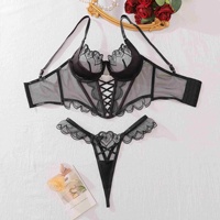 Ensemble de lingerie fantaisie en dentelle avec corset ajouré et string, soutien-gorge transparent rose, vêtements sexy pour femme, lingerie pour femmes à forte poitrée