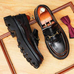 Chaussures en cuir véritable pour hommes, chaussures habillées décontractées sur mesure haut de gamme, fabriquées à la main - Product Image 1