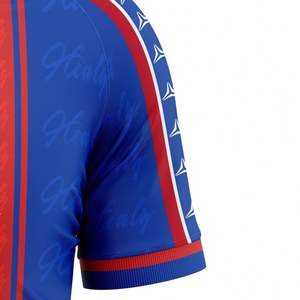 Camiseta de Fútbol Clásica con Cuello y Detalle de Rayas en Contraste, 100% Poliéster Elástico, Secado Rápido, Transpirable, Unisex para Adultos - Product Image 3