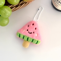En gros, Porte-clés pendentifs poupées en peluche exquises, thème crème glacée aux fruits d'été, breloques pour sacs à dos de filles, jouets pour enfants, cadeau