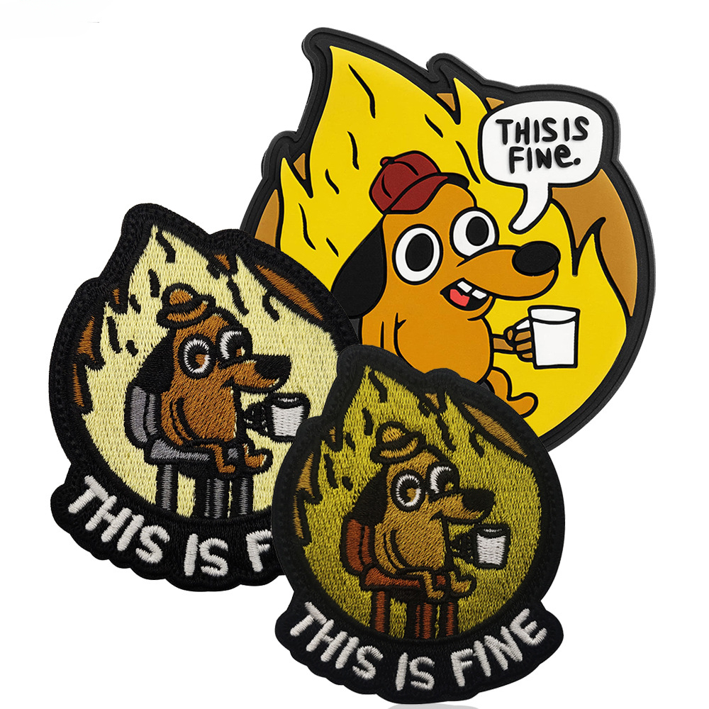 4 Stück 'This Is Fine' Klett-Patches - Lustig Gestickte Aufnäher