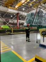 Système de chargement de conteneurs, déchargeur automatique de conteneurs en fer pour le bois, les grumes, les produits forestiers en vrac, capacité de 50 tonnes