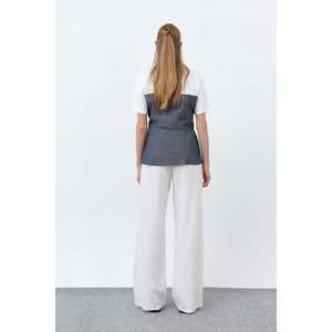 เสื้อเบลาส์ผ้าเดนิมสีตัดกันสำหรับผู้หญิงแขนสั้น 32318BLZ - Product Image 1