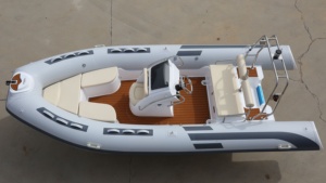 Bateau pneumatique de luxe certifié CE RIB-520E en fibre de verre et Hypalon, idéal pour la croisière, la pêche et comme bateau d'appoint, avec accessoires personnalisés - Product Image 2