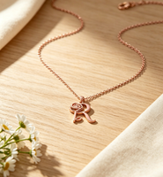 Collier en acier inoxydable avec lettre R en rose, collier avec pendentif initial R personnalisé, bijoux de mode pour femmes, cadeau personnalisé avec nom