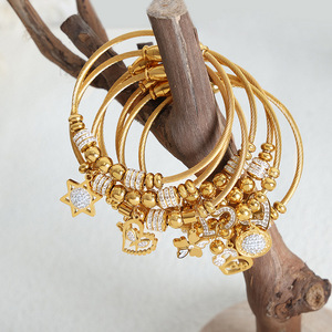 <span class=keywords><strong>Pulsera</strong></span> de Moda con Cuentas, Colgante de Flor, <span class=keywords><strong>Estrella</strong></span> y Corazón, Brazalete Abierto de Acero Inoxidable con Baño de Oro de 18k, Joyería Impermeable para Mujer - Product Image 5