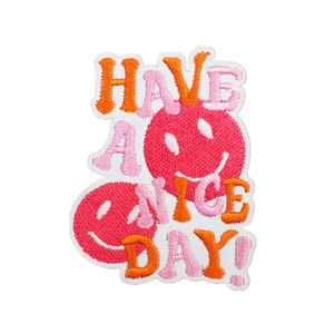 Rosa gesticktes Etikett Blume Hören Sie Stoffe tikett DIY <span class=keywords><strong>Patch</strong></span> Aufkleber Hilfs material Silber kante Bestickte Stoff aufkleber - Product Image 3