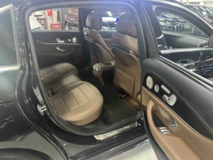 Auto Usate All'Ingrosso <span class=keywords><strong>Mercedes</strong></span> Benz Classe <span class=keywords><strong>E</strong></span> W213 <span class=keywords><strong>E</strong></span> 300 L Sport Edizione Speciale 2020 Berlina - Product Image 4