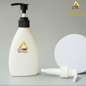 High Quality 150ml Oval White <b>Plastic</b> <b>Bottle</b> with Flip <b>Spray</b> Pump Cap for Personal Care Shampoo OEM Custom Logo - Product Image 4