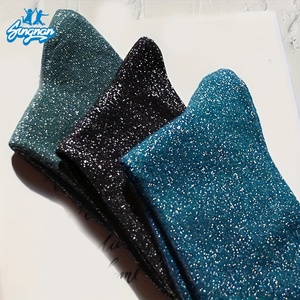 Calzini Glitterati da Donna all'Ingrosso, <span class=keywords><strong>Calze</strong></span> a Tubo con Logo Personalizzato, Calzini Colorati Lucidi e Trendy - Product Image 4