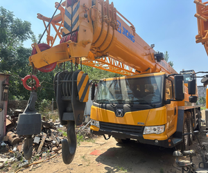 Grúa de camión QY85KA 85t de segunda mano con buena pintura grúa móvil XCT100 XCT110 QAY200 QAY400 de segunda mano - Product Image 2