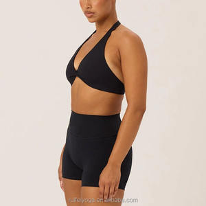 Set Yoga 2 Pezzi Personalizzato ad Alta Elasticità, Reggiseno Sportivo con Incrocio sulla Schiena e Pantaloncini Invisibili Arricciati per Palestra - Product Image 3