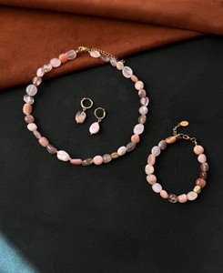 قلادة أحجار كريمة بنية أنيقة للشتاء مجوهرات نسائية عالية الجودة مصنوعة يدويًا من حبات الحجر الطبيعي متعددة الألوان - Product Image 2