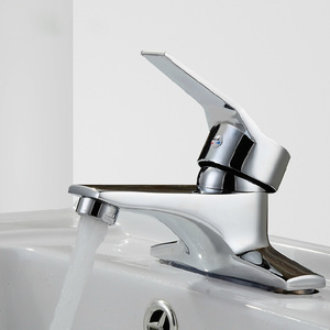 Grifo monomando para lavabo de latón con válvula de cerámica, montaje en cubierta, 2 orificios - Product Image 2